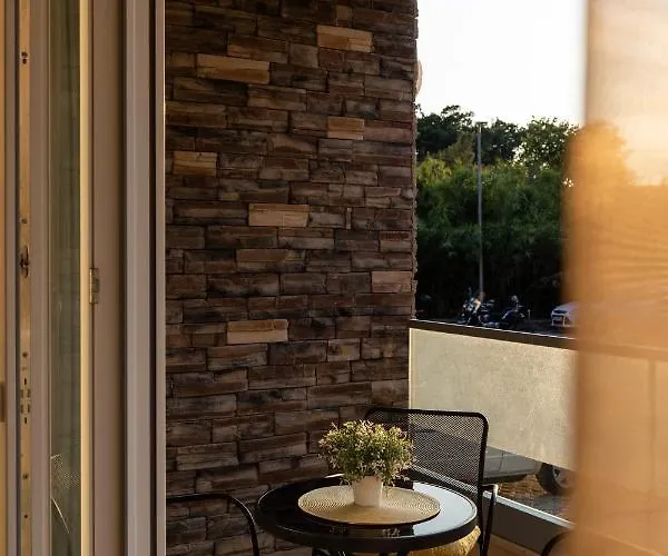 Apartment Why Not